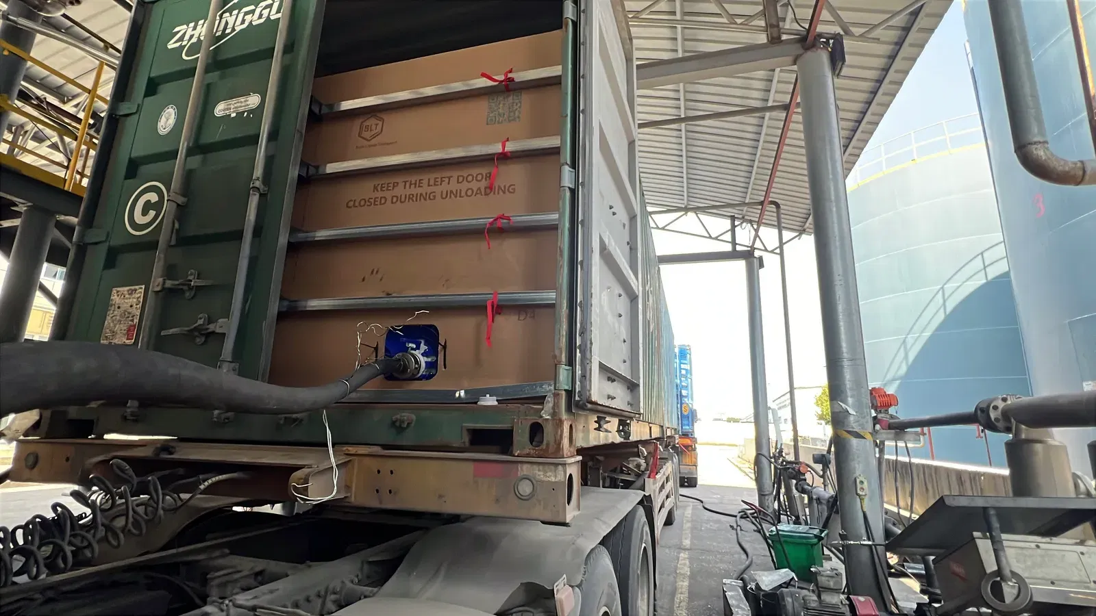 Featured article: Vietnam Plasticizer Demand Surge: A Sourcing Guide for Export-Oriented Manufacturers - DOTP plasticizer industry news